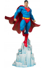 DC COMICS ESTATUA SUPERMAN